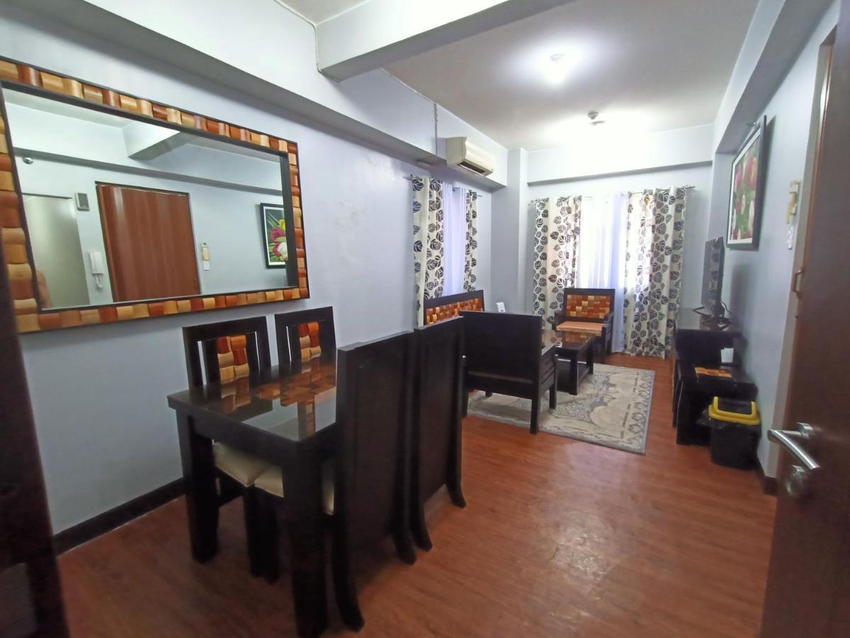 Taj'S Condotel Pasay Exteriör bild